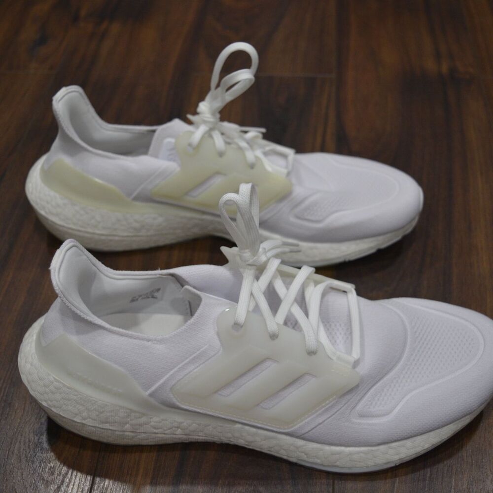 Gently Used Men's Adidas ULTRABOOST 22 'CLOUD WHITE' Size 12.5  MSRP $199